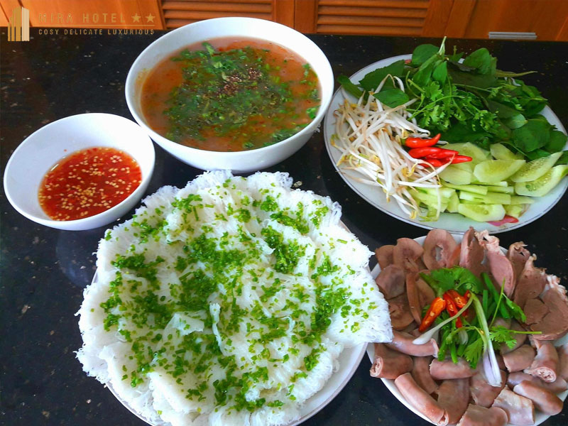 banh-hoi-chao-long-miraquynhon