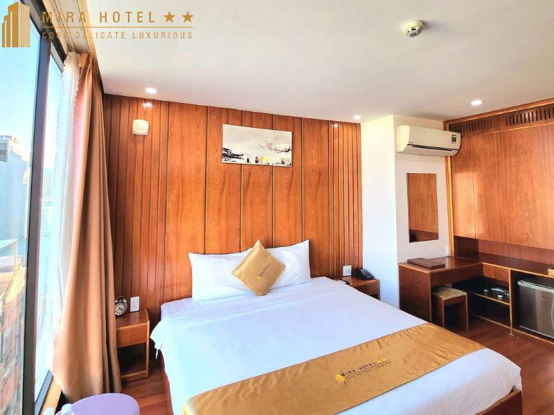 khach-san-mira-hotel-co-phong-o-tien-nghi-khi-du-lich-binh-dinh